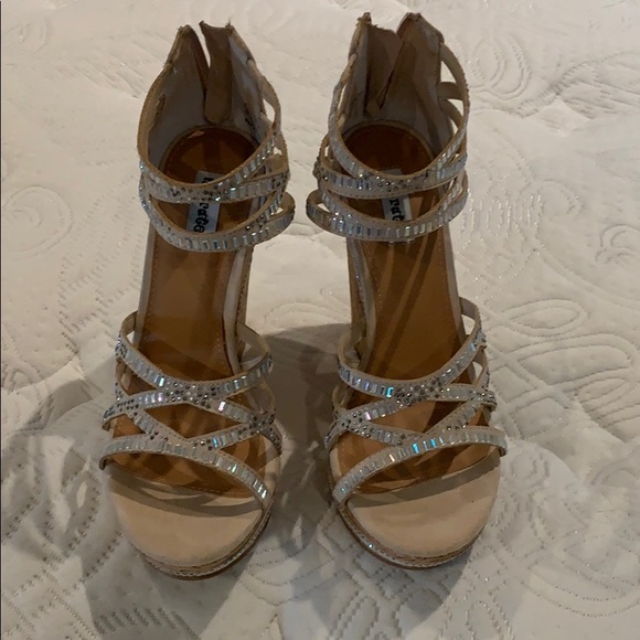 Heels - Picture 2 of 2